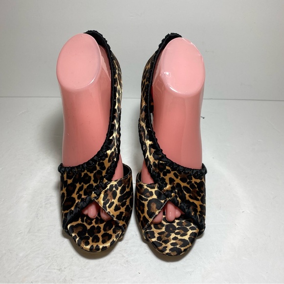 New Betsy Johnson Leopard Peep Toe Satin High Heel Pump Women's Shoes Size 10 - Picture 5 of 15